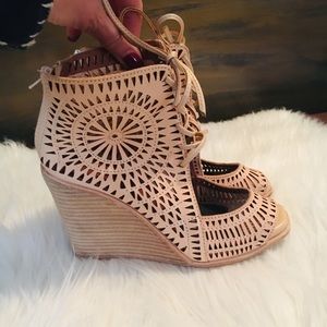 Jeffrey Campbell laser cut booties. Size 6